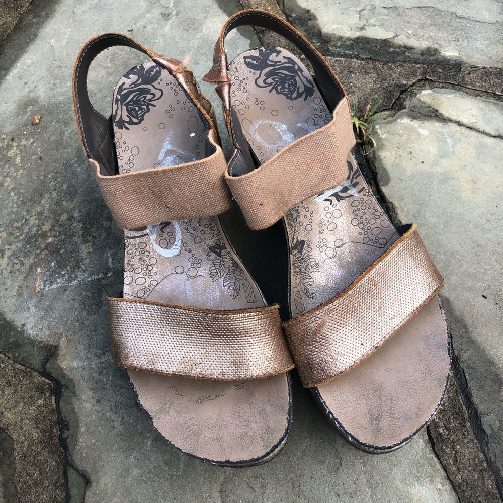 Gold OTBT heels